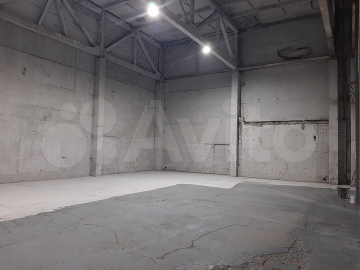 Склад, 220 м²