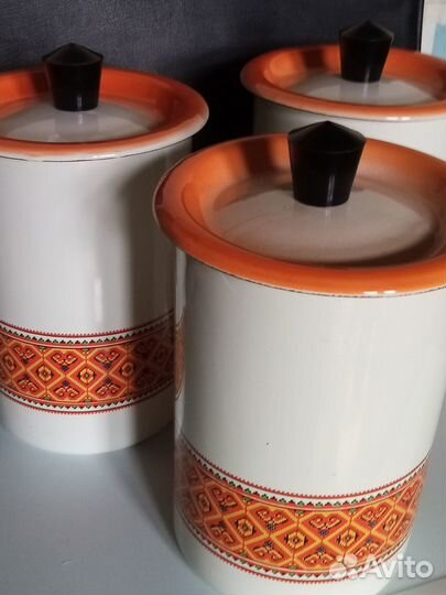 Банки эмалированые д/хранения круп и др. СССР