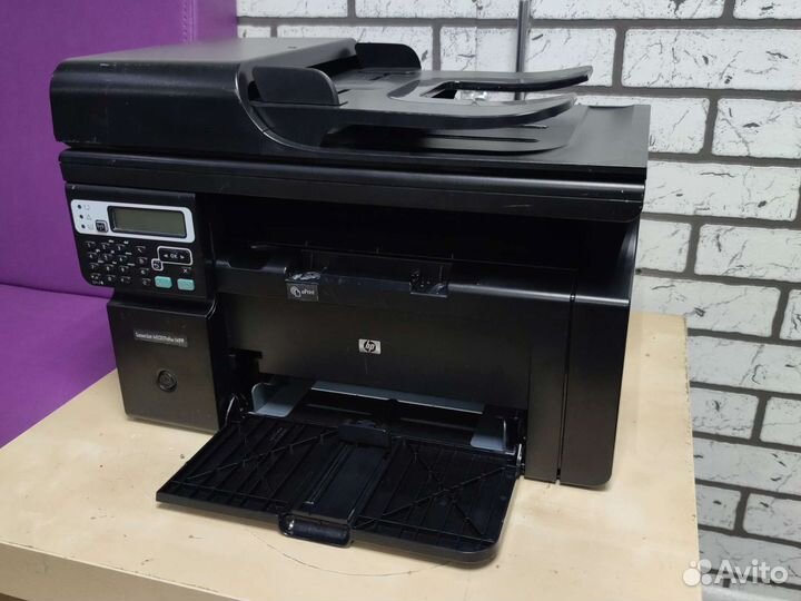 Отличное черное мфу HP LaserJet Pro M1217nfw