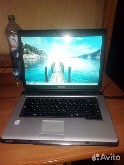 Toshiba/ssd/2ядра/3гб озу ноутбук