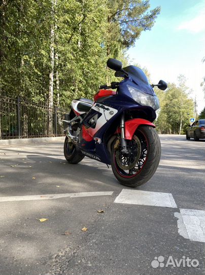 Honda cbr 929 rr