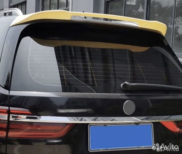 Верхний спойлер BMW X7 G07 rear spoiler