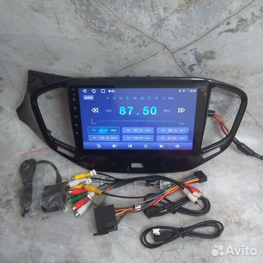 Штатная магнитола LADA Vesta