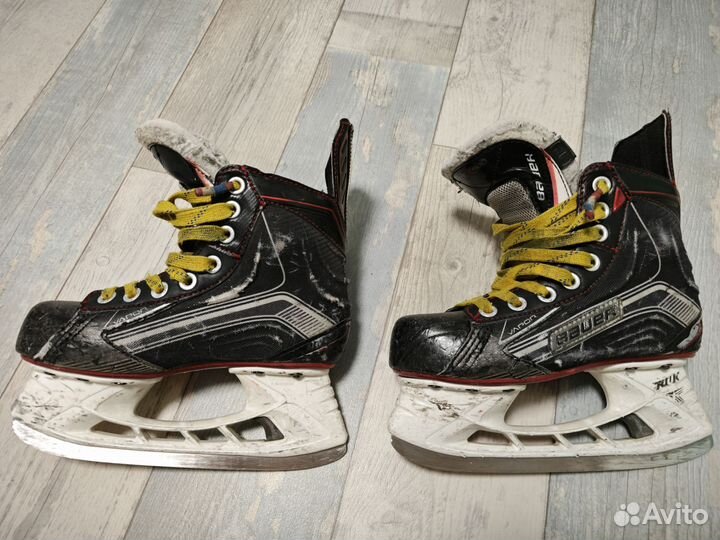 Хоккейные коньки bauer vapor размер 34