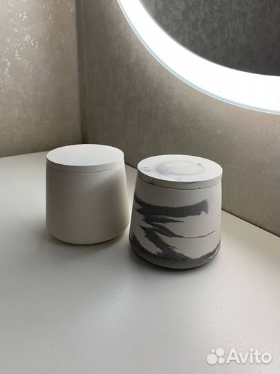 Стаканчик с крышкой из гипса