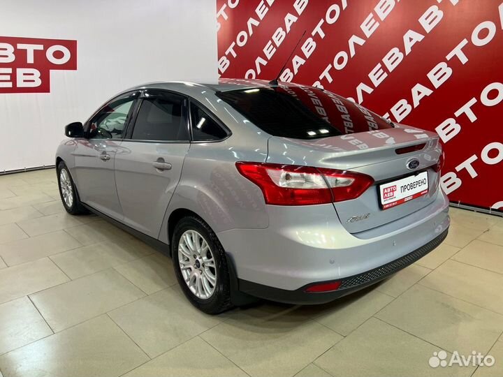 Ford Focus 1.6 AMT, 2013, 111 280 км