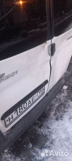 Дверь задняя левая peugeot partner м 59