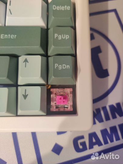 Тихая кастомная клавиатура GMK67