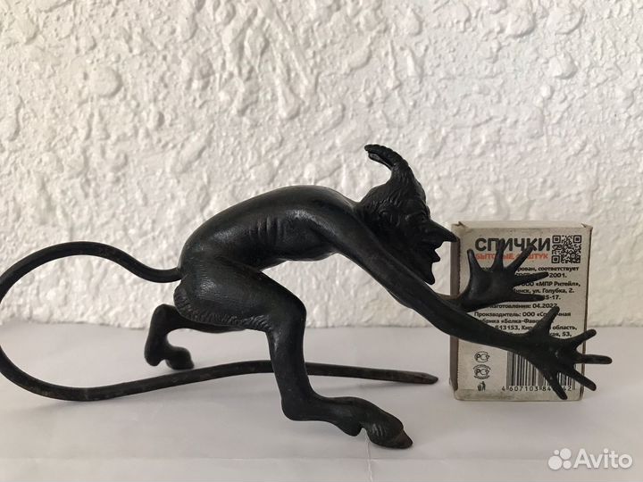 Статуэтки чёртиков, Касли