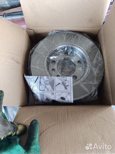 Тормозные диски на Фольксваген транспортер т5