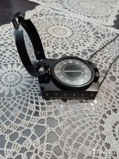 Продаю компас Адрианова