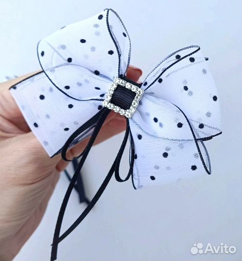 Банты в горошек