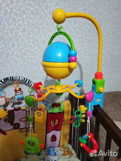 Дуга и мобиль на кроватку
