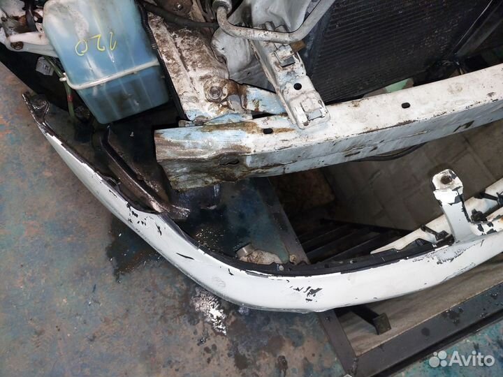 Бампер передний fielder 121