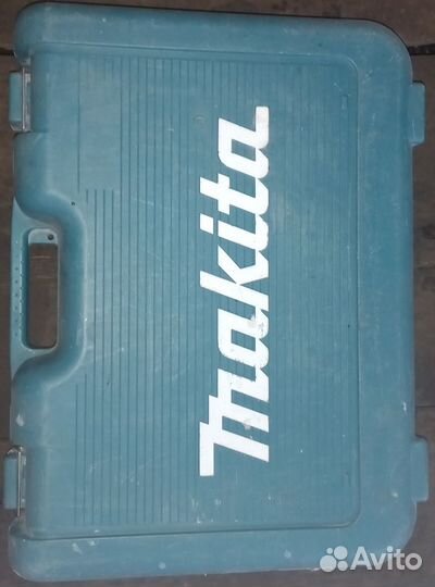 Отбойный молоток makita HR3200C