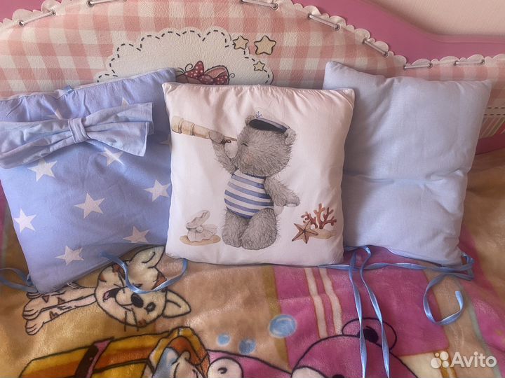 Бортики на кроватку