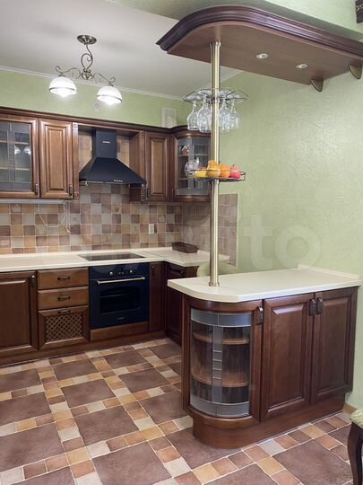 2-к. квартира, 78 м², 7/10 эт.