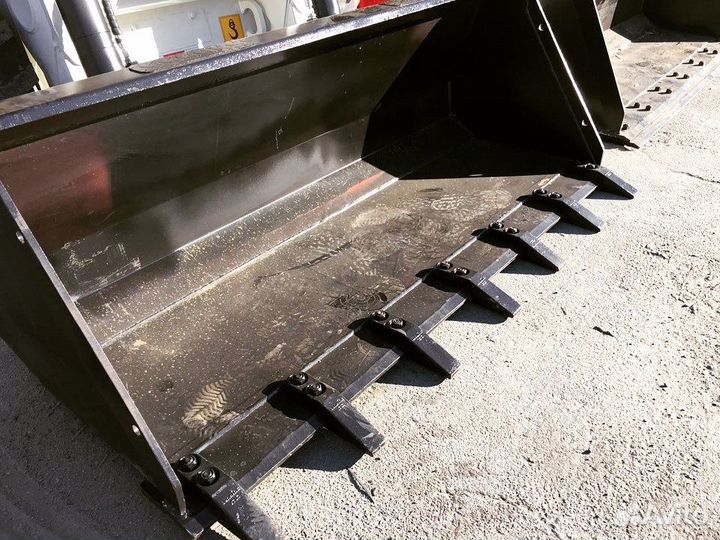 Мини-погрузчик Lonking CDM307, 2023