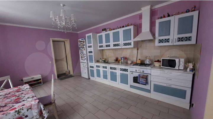 Дом 200 м² на участке 10 сот.