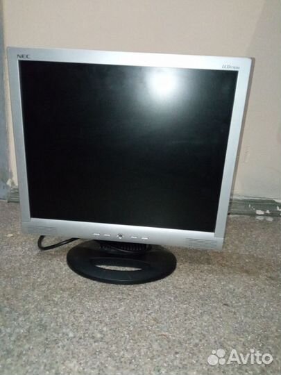 Монитор NEC