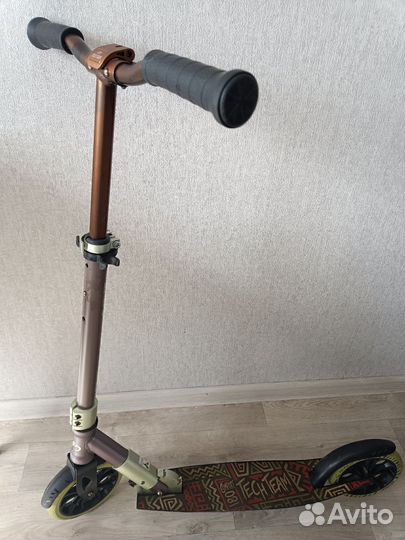 Tech Team Самокат Городской comfort 180R