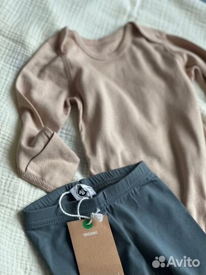 Комплект на малыша боди и штанишки 62-68