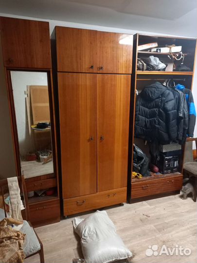 Прихожая стенка