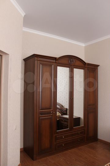 2-к. квартира, 76 м², 1/4 эт.