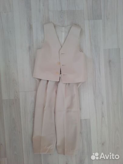 Костюм двойка жилетка-фрак и брюки 92 рост