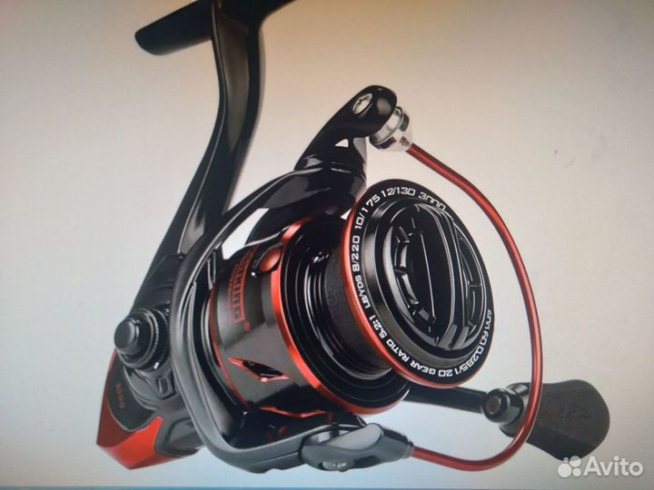 Катушку для спиннинга KastKing Шарки III