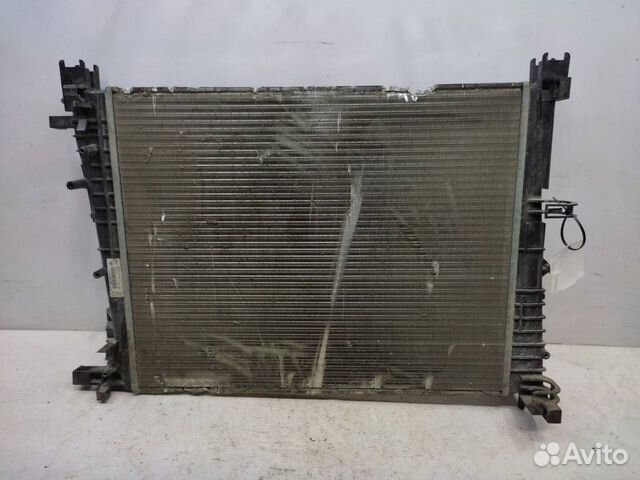 Радиатор охлаждения Renault Logan 2 2014