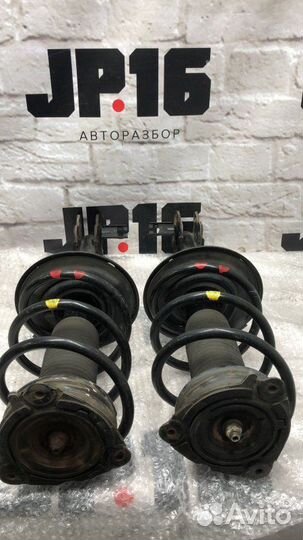 Амортизатор подвески передний правый Nissan Murano