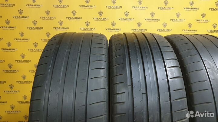 Michelin Pilot Sport 4 225/55 R17 101Y