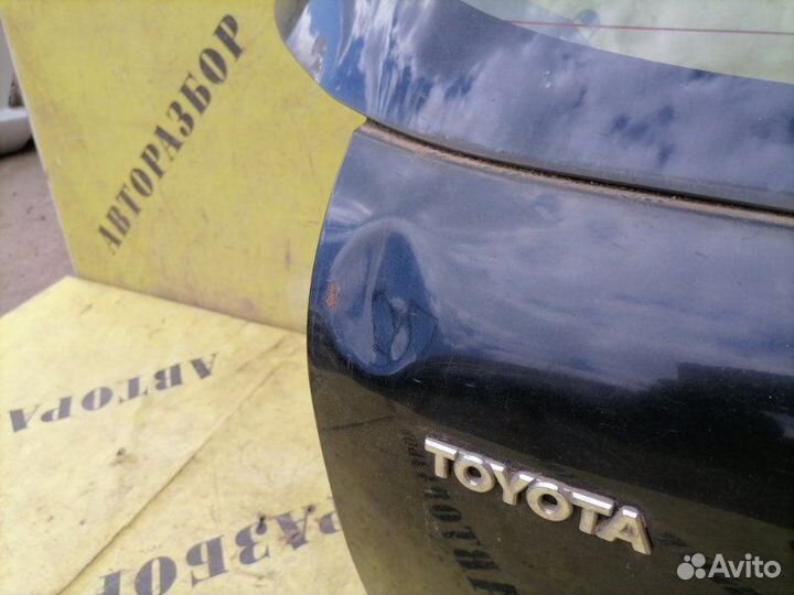 Крышка (дверь) багажника Toyota Corolla 120