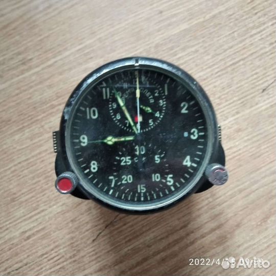 Часы авиационные