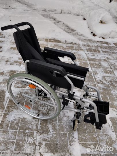 Коляска инвалидная