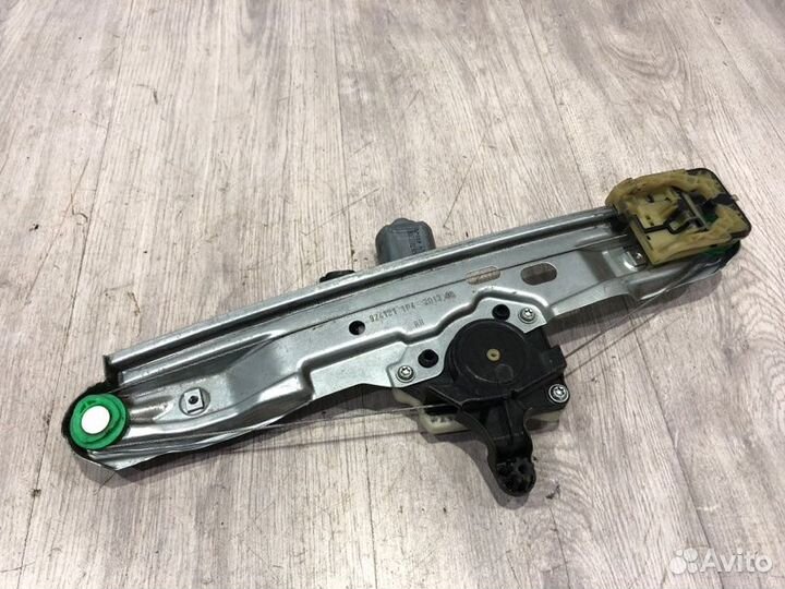 Стеклоподъемник задний правый Ford Focus 3 2011