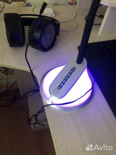 Лампа настольная