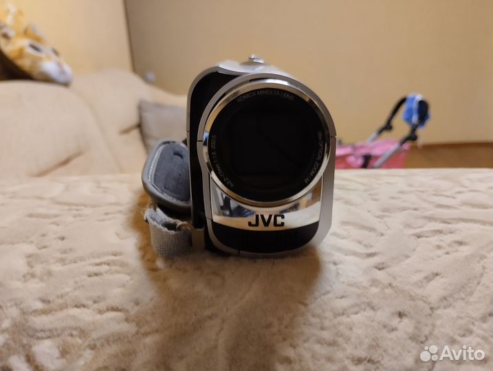 Цифровая камера JVC