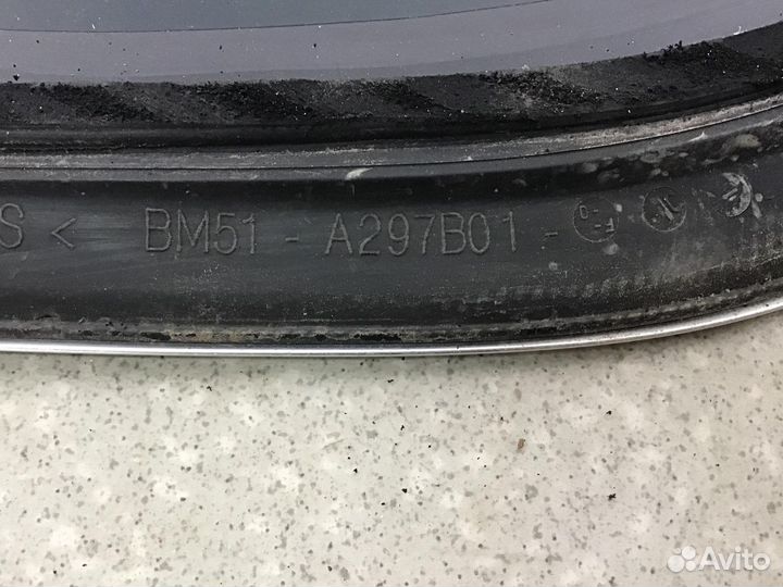 Стекло кузовное глухое левое Ford Focus III 2011