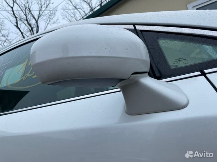 Зеркало заднего вида боковое правое Toyota Venza