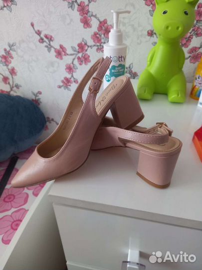 Туфли женские