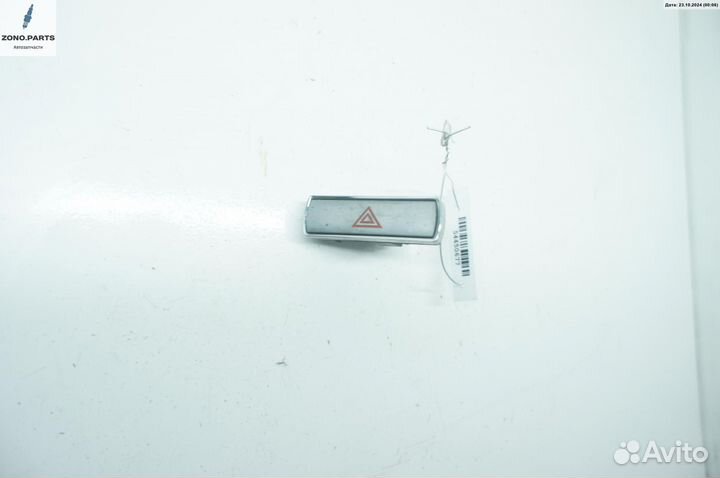 Кнопка аварийной сигнализации (аварийки) 4S7T13A350AB на Ford Mondeo III (2000-2007)