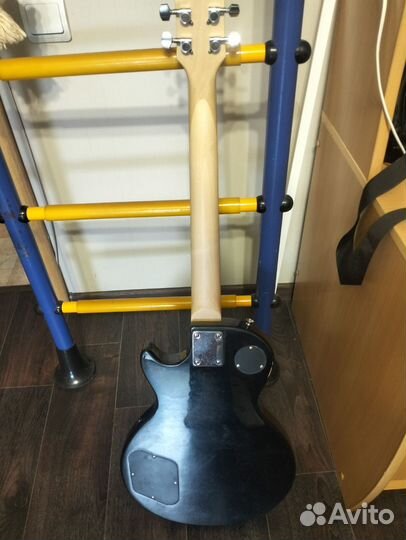 Электрогитара, комбарь, педаль