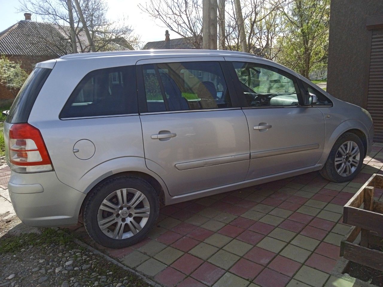 Opel Zafira: фото владельца
