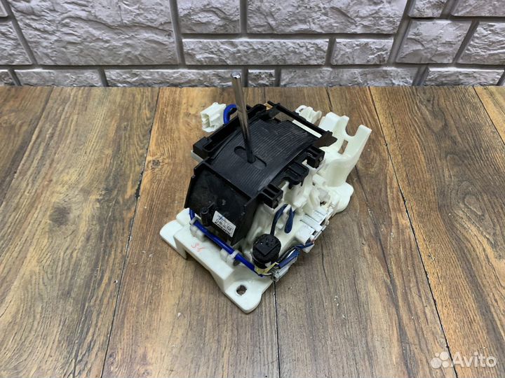 Mitsubishi Lancer 10 Кулиса кпп АКПП