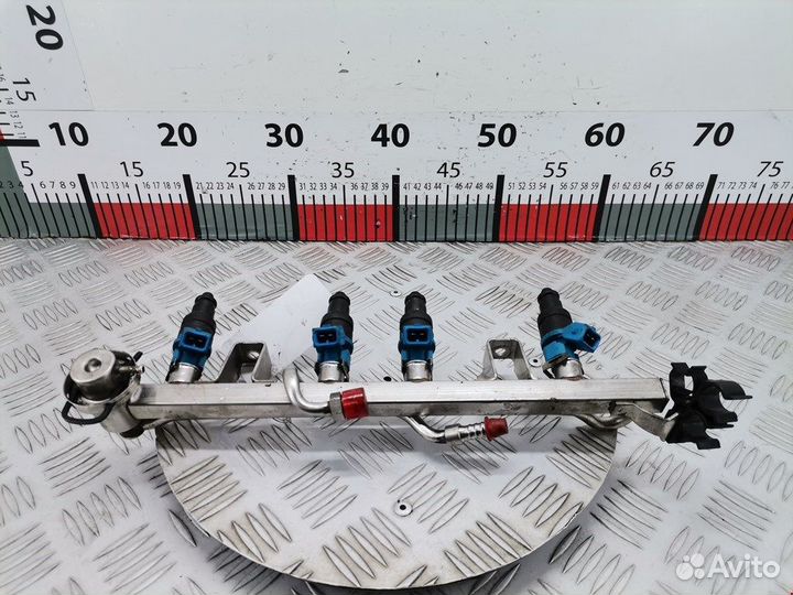 Форсунка бензиновая электрическая для Audi A4 B5