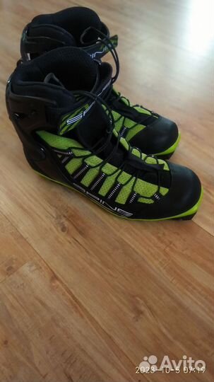 Лыжероллерные ботинки 41 размер