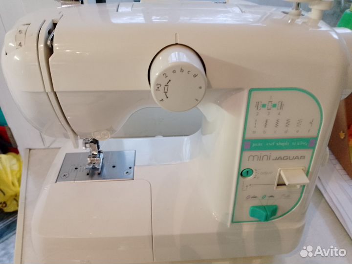 Швейная машина Jaguar