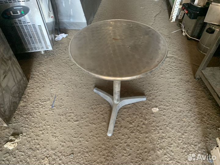 Стол алюминиевый круглый для кафе Д60